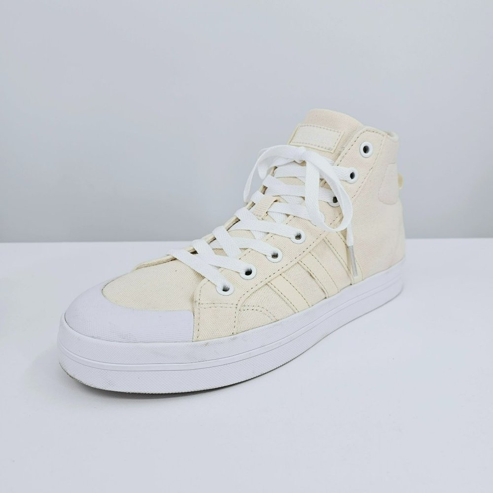 Adidas Cloudfoam Comfort Bravada Mid Skate Shoe 8 Wonder White Canvas Classic